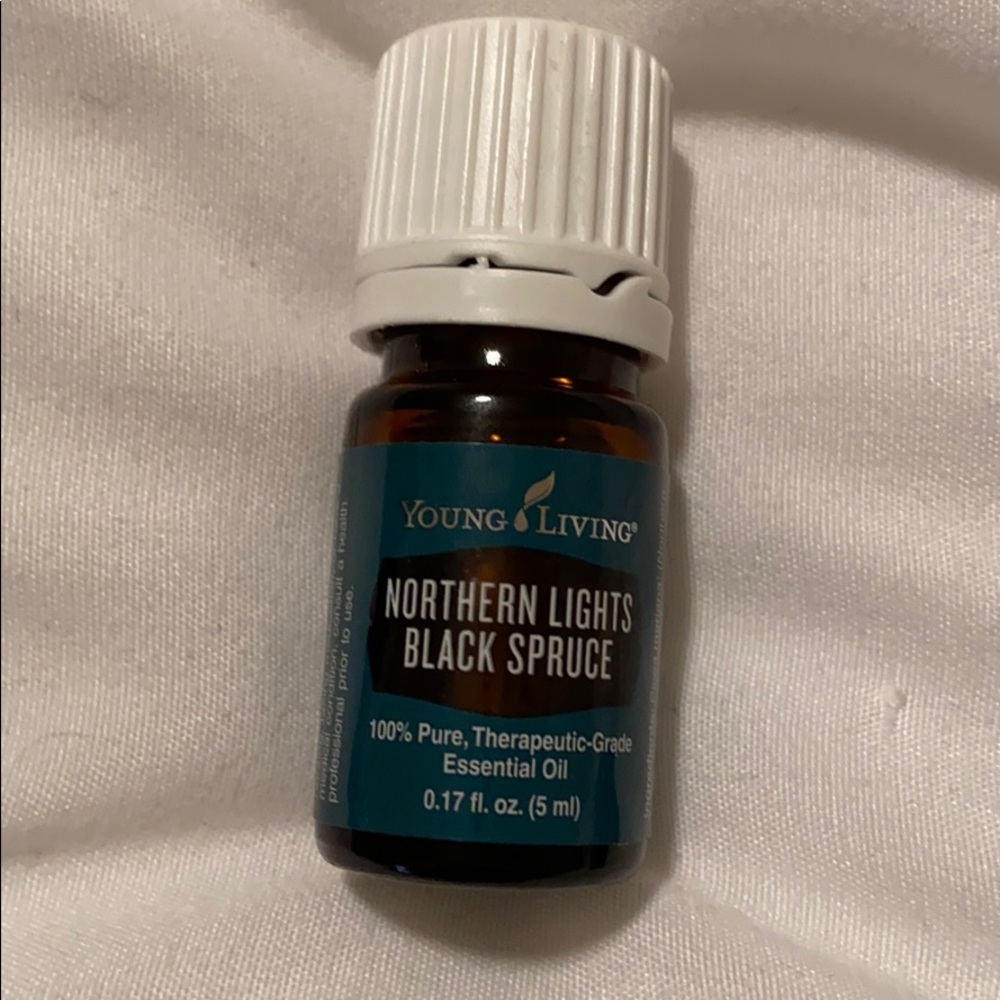 NWT Young Living Northern Lights Black Spruce